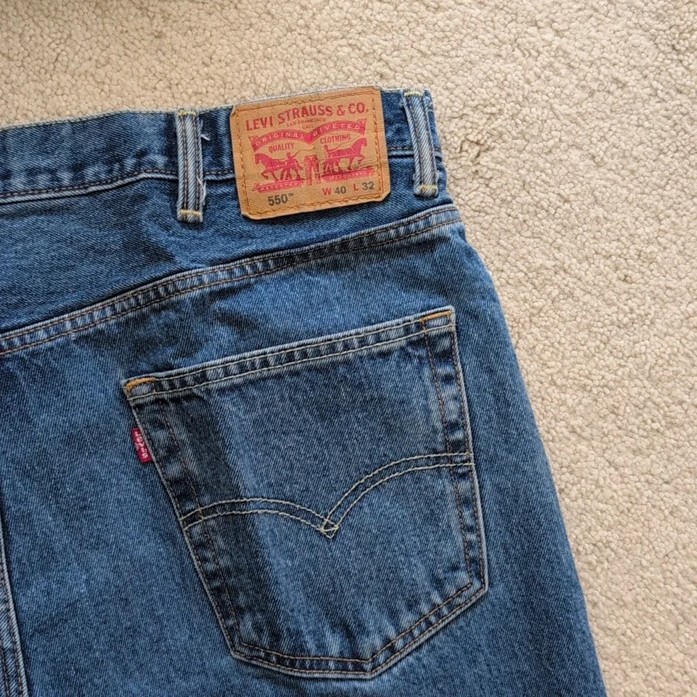 Men's Jeans  40 x 32 Medium Wash